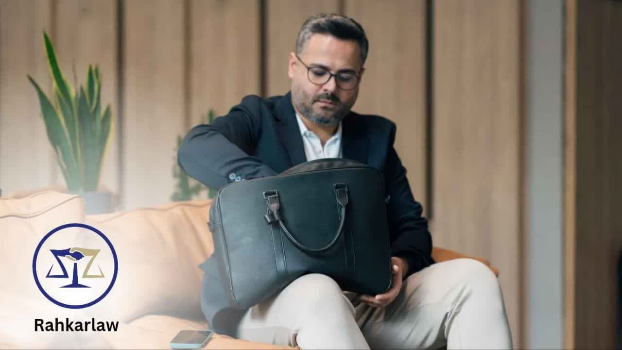 چگونه یک وکیل خوب انتخاب کنیم؟ نکات مهم برای انتخاب وکیل مناسب